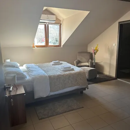 Jp Mali Pariz Aparthotel *