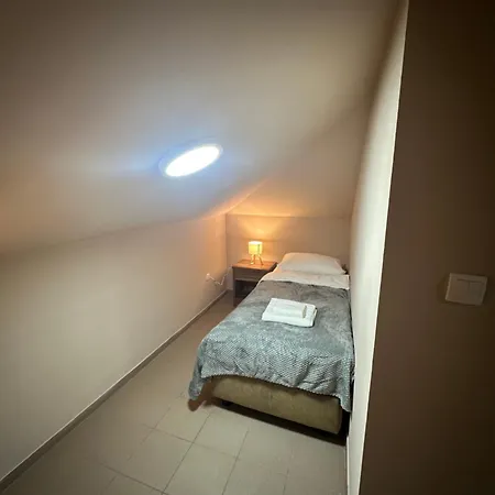 Aparthotel Jp Mali Pariz *