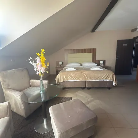 Jp Mali Pariz Aparthotel *