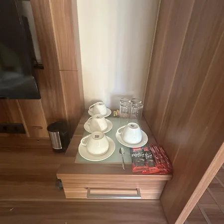 Jp Mali Pariz Aparthotel